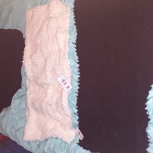 Brand new scarfs
